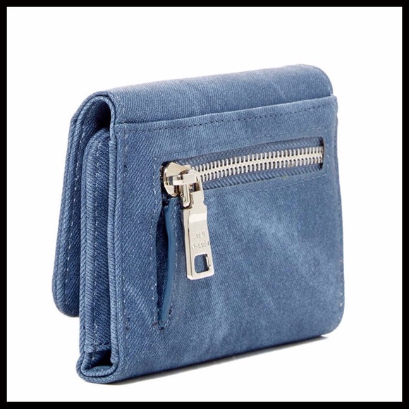 STEVE MADDEN CHAMBRAY DENIM BLUE WRISTLET WALLET - Picture 4 of 8